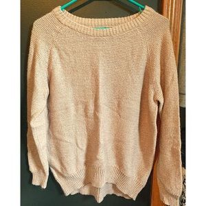 Long sleeved sweater